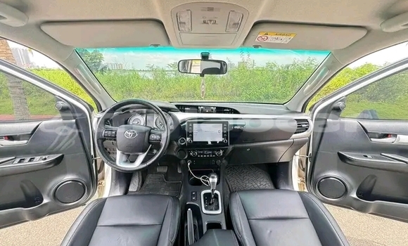 Buy Used Toyota REVO CAB Z-EDITION White Car in Vientiane in Vientiane Province Buy Used Toyota REVO CAB Z-EDITION White Car in Vientiane in Vientiane Province