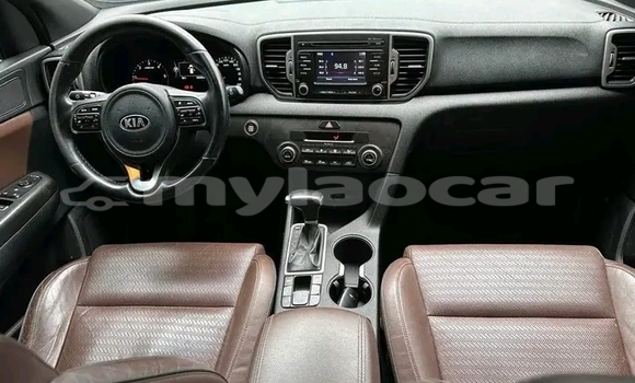 ຊື້ ໃຊ້ແລ້ວ Kia Sportage Black ລົດ ໃນ Vientiane ໃນ Vientiane Province ຊື້ ໃຊ້ແລ້ວ Kia Sportage Black ລົດ ໃນ Vientiane ໃນ Vientiane Province