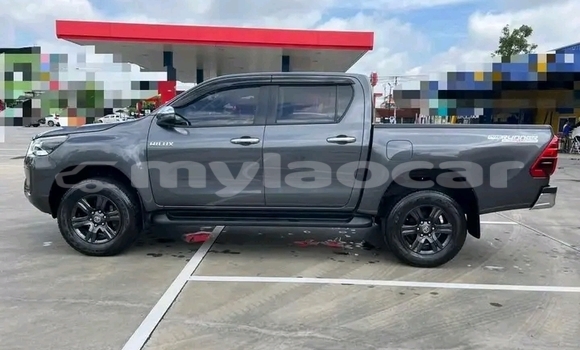 Buy Used Toyota Hilux Other Car in Luang Prabang in Louangphabang Province Buy Used Toyota Hilux Other Car in Luang Prabang in Louangphabang Province
