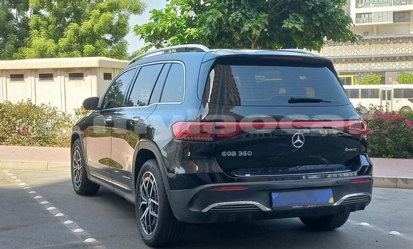 Acheter Occasion Voiture Mercedes-Benz E200 Noir à Vientiane, Vientiane Province Acheter Occasion Voiture Mercedes-Benz E200 Noir à Vientiane, Vientiane Province