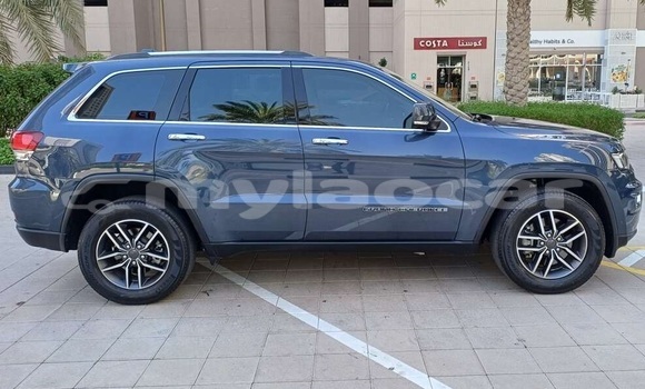ຊື້ ໃຊ້ແລ້ວ Jeep Grand Cherokee Blue ລົດ ໃນ Vientiane ໃນ Vientiane Province ຊື້ ໃຊ້ແລ້ວ Jeep Grand Cherokee Blue ລົດ ໃນ Vientiane ໃນ Vientiane Province