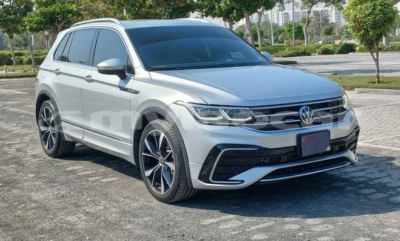 Acheter Occasion Voiture Volkswagen Tiguan Gris à Vientiane, Vientiane Province Acheter Occasion Voiture Volkswagen Tiguan Gris à Vientiane, Vientiane Province