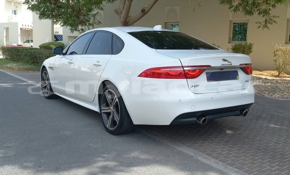 Acheter Occasion Voiture Jaguar XF Blanc à Vientiane, Vientiane Province Acheter Occasion Voiture Jaguar XF Blanc à Vientiane, Vientiane Province