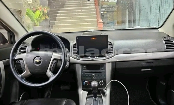 Buy Used Chevrolet Captiva Black Car in Luang Namtha in Luang Namtha Province