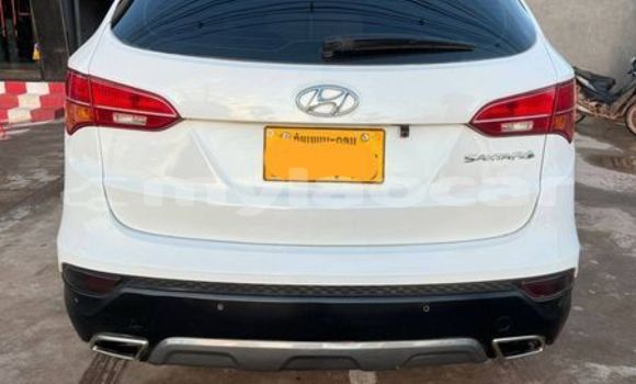 Buy Used Hyundai Accent Other Car in Attapeu in Attapeu Province Buy Used Hyundai Accent Other Car in Attapeu in Attapeu Province