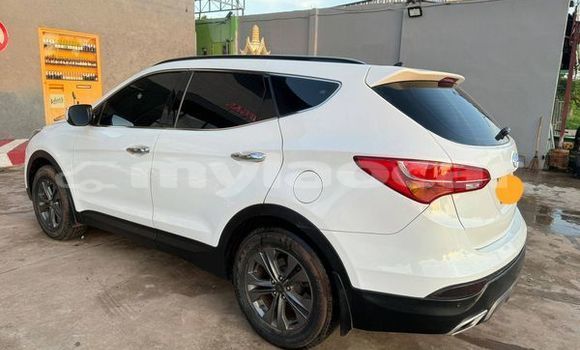 Buy Used Hyundai Accent Other Car in Attapeu in Attapeu Province Buy Used Hyundai Accent Other Car in Attapeu in Attapeu Province