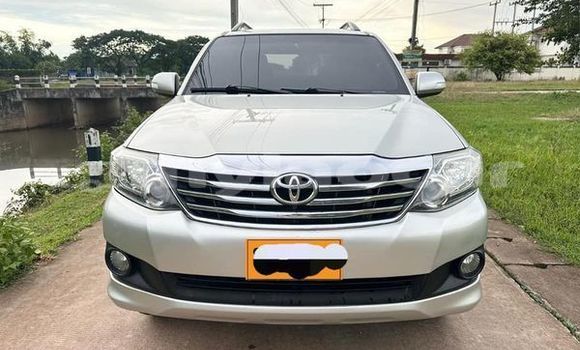 Buy Used Toyota Fortuner Other Car in Vientiane in Vientiane Province Buy Used Toyota Fortuner Other Car in Vientiane in Vientiane Province