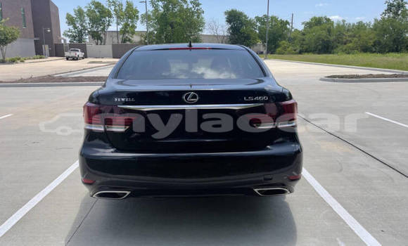 Acheter Occasion Voiture Lexus LS Noir à Thakhek, Khammouan Province Acheter Occasion Voiture Lexus LS Noir à Thakhek, Khammouan Province