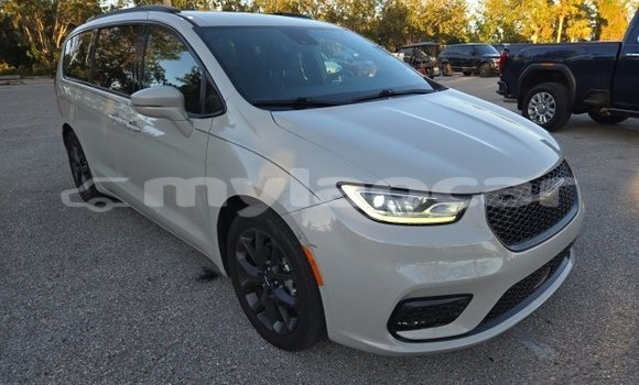 ຊື້ ໃຊ້ແລ້ວ Chrysler Pacifica White ລົດ ໃນ Vientiane ໃນ Vientiane Province ຊື້ ໃຊ້ແລ້ວ Chrysler Pacifica White ລົດ ໃນ Vientiane ໃນ Vientiane Province