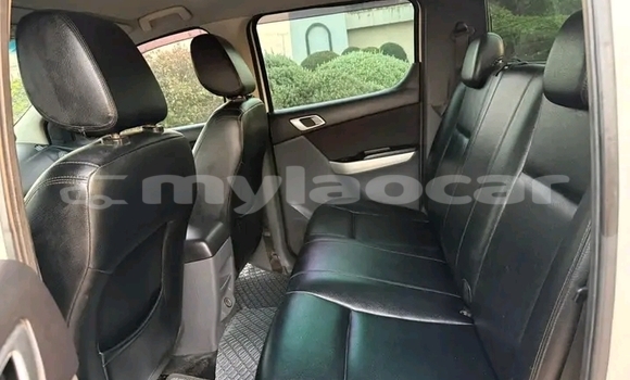 ຊື້ ໃຊ້ແລ້ວ Mazda BT-50 White ລົດ ໃນ Vientiane ໃນ Vientiane Province ຊື້ ໃຊ້ແລ້ວ Mazda BT-50 White ລົດ ໃນ Vientiane ໃນ Vientiane Province