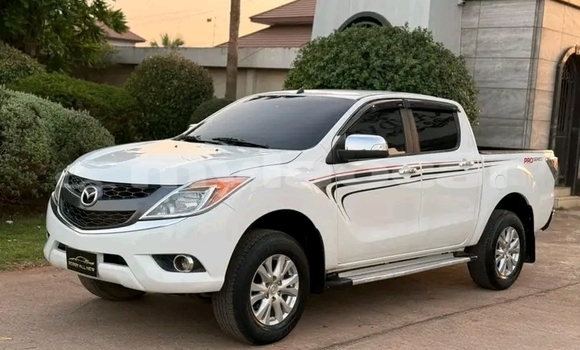 ຊື້ ໃຊ້ແລ້ວ Mazda BT-50 White ລົດ ໃນ Vientiane ໃນ Vientiane Province ຊື້ ໃຊ້ແລ້ວ Mazda BT-50 White ລົດ ໃນ Vientiane ໃນ Vientiane Province