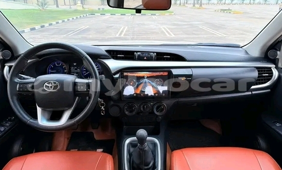 Buy Used Toyota Hiluxe Revo White Car in Vientiane in Vientiane Province Buy Used Toyota Hiluxe Revo White Car in Vientiane in Vientiane Province