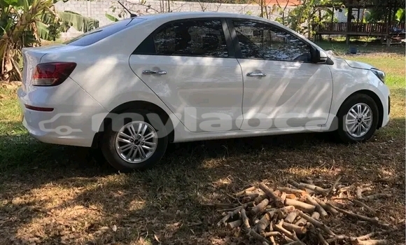 ຊື້ ໃຊ້ແລ້ວ Kia Stinger White ລົດ ໃນ Luang Namtha ໃນ Luang Namtha Province ຊື້ ໃຊ້ແລ້ວ Kia Stinger White ລົດ ໃນ Luang Namtha ໃນ Luang Namtha Province