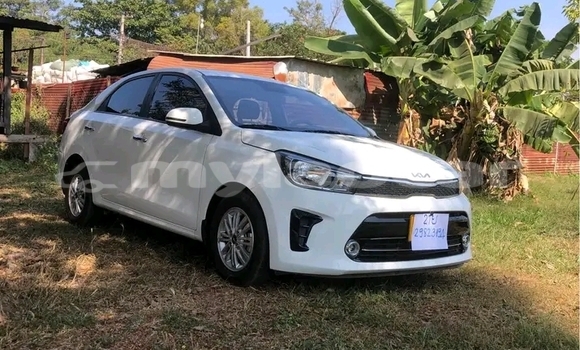 ຊື້ ໃຊ້ແລ້ວ Kia Stinger White ລົດ ໃນ Luang Namtha ໃນ Luang Namtha Province ຊື້ ໃຊ້ແລ້ວ Kia Stinger White ລົດ ໃນ Luang Namtha ໃນ Luang Namtha Province