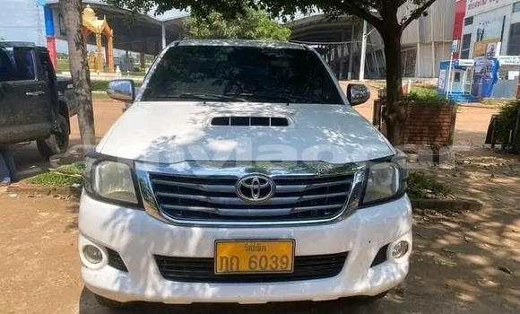 Acheter Occasion Voiture Toyota Vigo Blanc à Ban Houayxay , Bokeo Province Acheter Occasion Voiture Toyota Vigo Blanc à Ban Houayxay , Bokeo Province