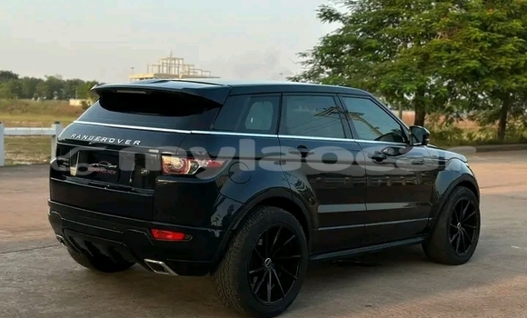 Buy Used Range Rover Evoque Black Car in Vientiane in Vientiane Province Buy Used Range Rover Evoque Black Car in Vientiane in Vientiane Province