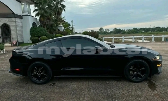 Buy Used Ford Mustang Black Car in Vientiane in Vientiane Province Buy Used Ford Mustang Black Car in Vientiane in Vientiane Province