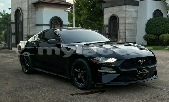 Buy Used Ford Mustang Black Car in Vientiane in Vientiane Province Buy Used Ford Mustang Black Car in Vientiane in Vientiane Province