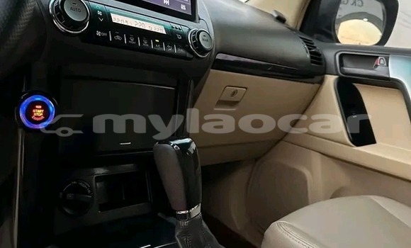 Buy Used Toyota Prado White Car in Vientiane in Vientiane Province Buy Used Toyota Prado White Car in Vientiane in Vientiane Province