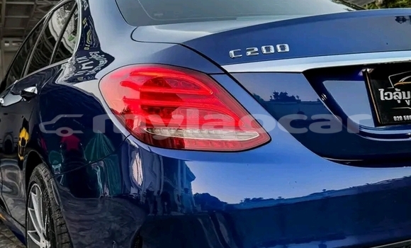 Buy Used Mercedes-Benz CLS250 Other Car in Vientiane in Vientiane Province Buy Used Mercedes-Benz CLS250 Other Car in Vientiane in Vientiane Province