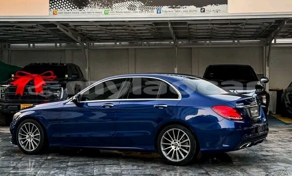 Buy Used Mercedes-Benz CLS250 Other Car in Vientiane in Vientiane Province Buy Used Mercedes-Benz CLS250 Other Car in Vientiane in Vientiane Province