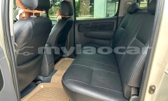 Buy Used Toyota Hilux Other Car in Attapeu in Attapeu Province Buy Used Toyota Hilux Other Car in Attapeu in Attapeu Province