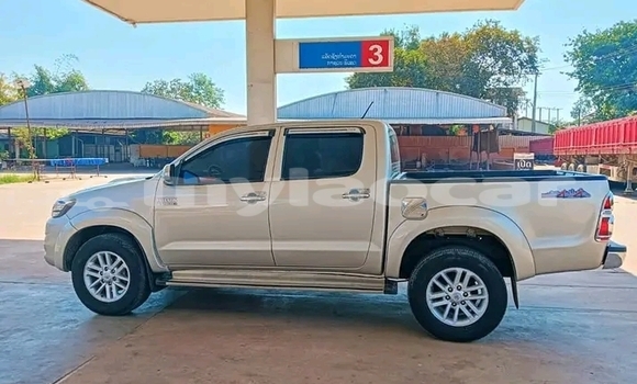 Buy Used Toyota Vigo Other Car in Vientiane in Vientiane Province Buy Used Toyota Vigo Other Car in Vientiane in Vientiane Province