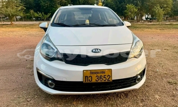 Buy Used Kia Rio White Car in Vientiane in Vientiane Province Buy Used Kia Rio White Car in Vientiane in Vientiane Province