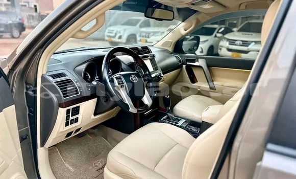 Buy Used Toyota Prado Other Car in Vientiane in Vientiane Province Buy Used Toyota Prado Other Car in Vientiane in Vientiane Province