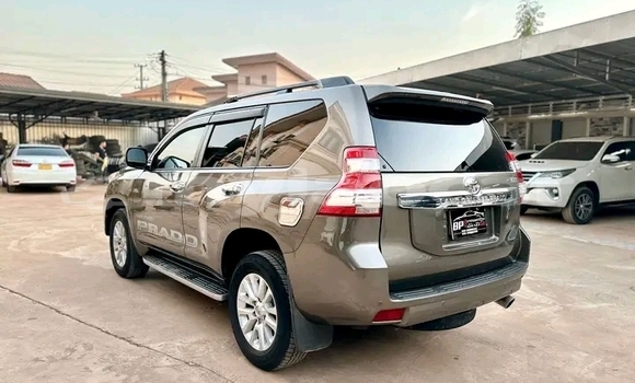Buy Used Toyota Prado Other Car in Vientiane in Vientiane Province Buy Used Toyota Prado Other Car in Vientiane in Vientiane Province