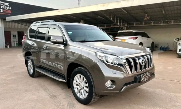 Buy Used Toyota Prado Other Car in Vientiane in Vientiane Province Buy Used Toyota Prado Other Car in Vientiane in Vientiane Province