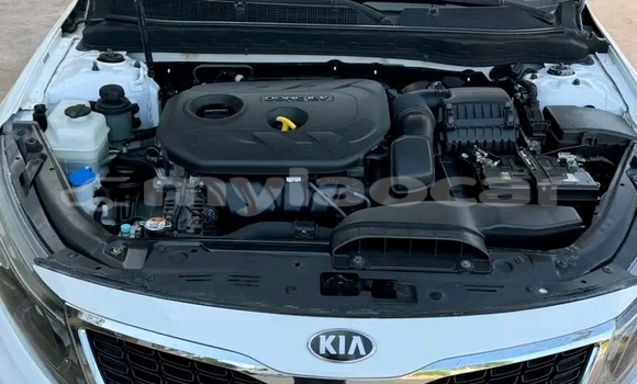 Buy Used Kia Soul White Car in Vientiane in Vientiane Province Buy Used Kia Soul White Car in Vientiane in Vientiane Province