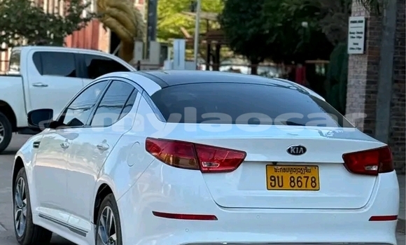 Buy Used Kia Soul White Car in Vientiane in Vientiane Province Buy Used Kia Soul White Car in Vientiane in Vientiane Province