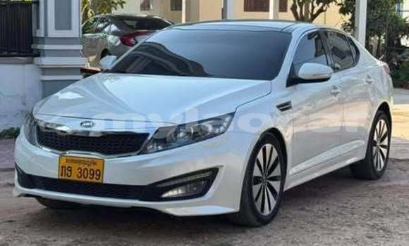 ຊື້ ໃຊ້ແລ້ວ Toyota Altis White ລົດ ໃນ Vientiane ໃນ Vientiane Province