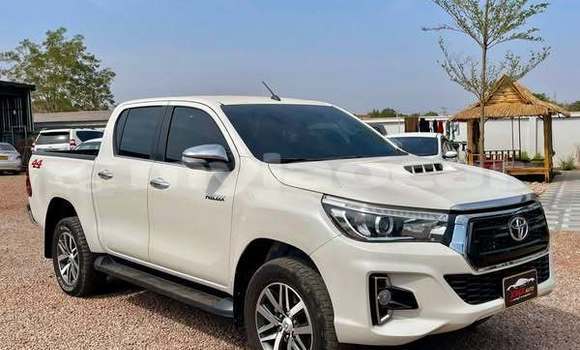 Acheter Occasion Voiture Toyota Hiluxe Revo Autre à Vientiane, Vientiane Province Acheter Occasion Voiture Toyota Hiluxe Revo Autre à Vientiane, Vientiane Province