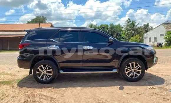 Buy Used Toyota Alphard Other Car in Vientiane in Vientiane Province