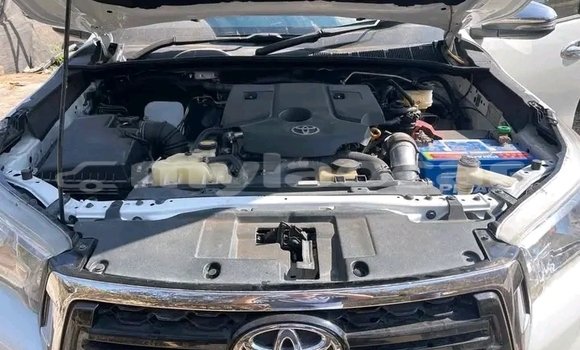 Acheter Occasion Voiture Toyota Hiluxe Revo Blanc à Savannakhet, Savannakhét Province Acheter Occasion Voiture Toyota Hiluxe Revo Blanc à Savannakhet, Savannakhét Province