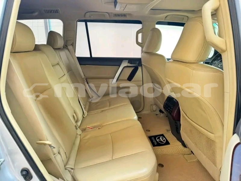 Big with watermark toyota prado xaignabouli province sainyabuli 5945