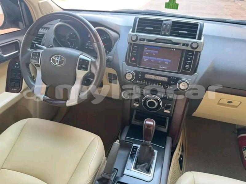 Big with watermark toyota prado xaignabouli province sainyabuli 5945