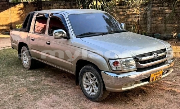 Acheter Occasion Voiture Toyota Hilux Surf Autre à Phonsavan, Xiangkhouang Province Acheter Occasion Voiture Toyota Hilux Surf Autre à Phonsavan, Xiangkhouang Province