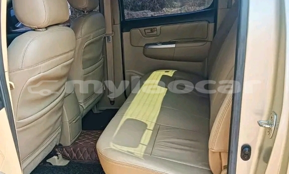 Acheter Occasion Voiture Toyota Hiluxe VIGO Autre à Luang Prabang, Louangphabang Province Acheter Occasion Voiture Toyota Hiluxe VIGO Autre à Luang Prabang, Louangphabang Province