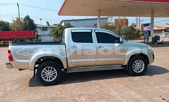 Acheter Occasion Voiture Toyota Hiluxe VIGO Autre à Luang Prabang, Louangphabang Province Acheter Occasion Voiture Toyota Hiluxe VIGO Autre à Luang Prabang, Louangphabang Province
