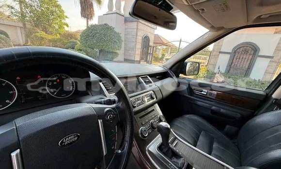 Acheter Occasion Voiture Range Rover Evoque Noir à Luang Prabang, Louangphabang Province Acheter Occasion Voiture Range Rover Evoque Noir à Luang Prabang, Louangphabang Province