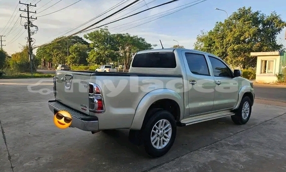 Acheter Occasion Voiture Toyota Hilux Autre à Saravan, Salavan Province Acheter Occasion Voiture Toyota Hilux Autre à Saravan, Salavan Province