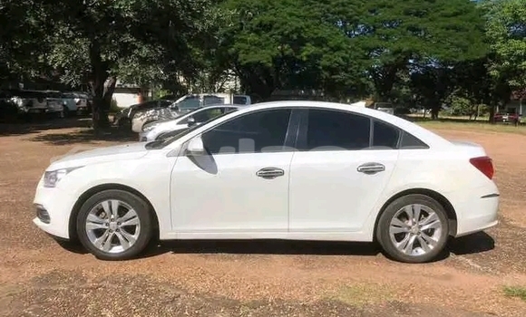 Acheter Occasion Voiture GAC Trumpchi GS8 Blanc à Luang Namtha, Luang Namtha Province Acheter Occasion Voiture GAC Trumpchi GS8 Blanc à Luang Namtha, Luang Namtha Province