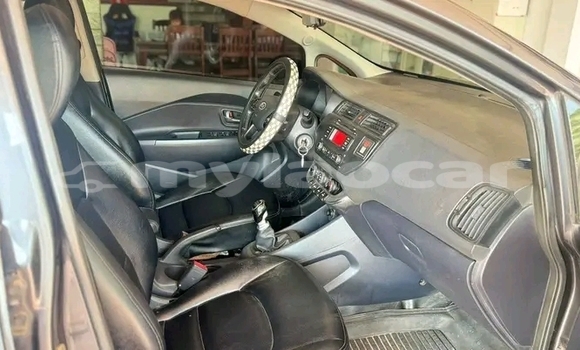 Acheter Occasion Voiture Kia Rio Autre à Luang Namtha, Luang Namtha Province Acheter Occasion Voiture Kia Rio Autre à Luang Namtha, Luang Namtha Province