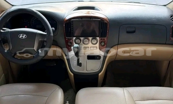 Acheter Occasion Voiture Hyundai Grand Starex Autre à Saravan, Salavan Province Acheter Occasion Voiture Hyundai Grand Starex Autre à Saravan, Salavan Province