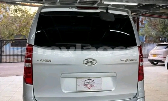 Acheter Occasion Voiture Hyundai Grand Starex Autre à Saravan, Salavan Province Acheter Occasion Voiture Hyundai Grand Starex Autre à Saravan, Salavan Province