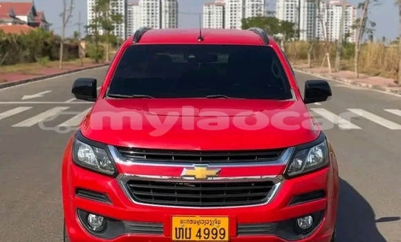 Acheter Occasion Voiture Chevrolet TrailBlazer Rouge à Saravan, Salavan Province Acheter Occasion Voiture Chevrolet TrailBlazer Rouge à Saravan, Salavan Province