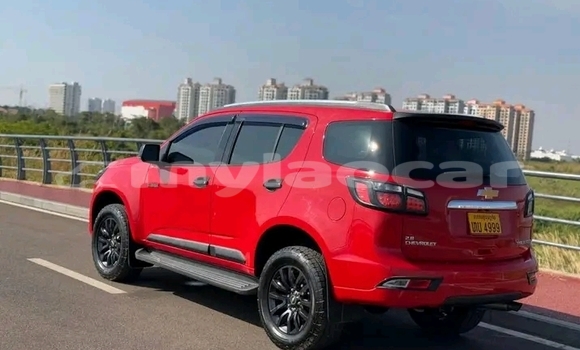 Acheter Occasion Voiture Chevrolet TrailBlazer Rouge à Saravan, Salavan Province Acheter Occasion Voiture Chevrolet TrailBlazer Rouge à Saravan, Salavan Province